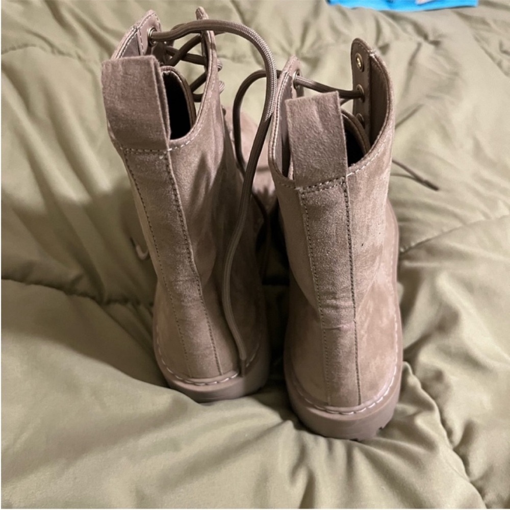 H&M Canvas Boots Dark Beige 9.5 - Picture 5 of 9